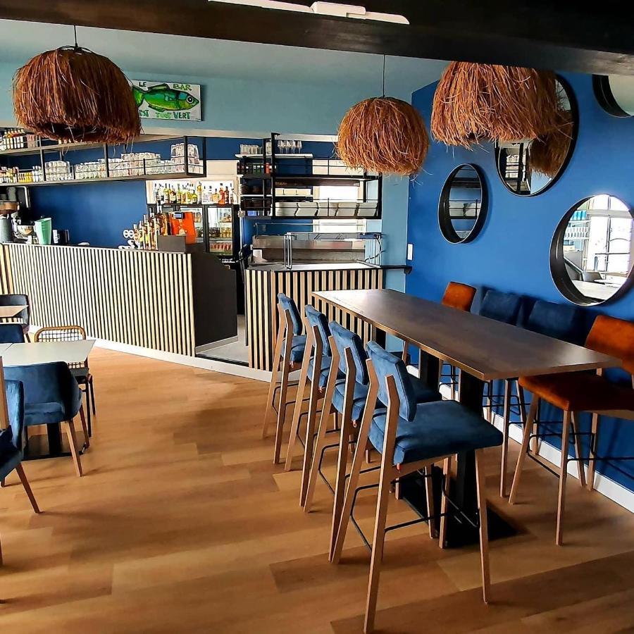 Hotel Restaurant L'Atelier Des Cousins 沙特拉永普拉日 外观 照片