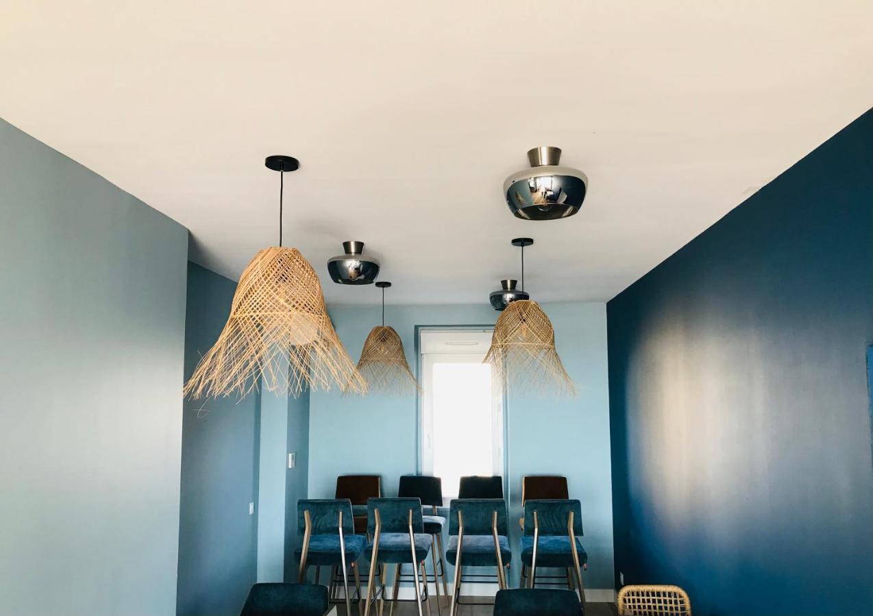 Hotel Restaurant L'Atelier Des Cousins 沙特拉永普拉日 外观 照片