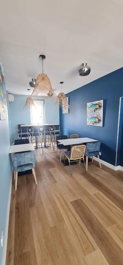 Hotel Restaurant L'Atelier Des Cousins 沙特拉永普拉日 外观 照片